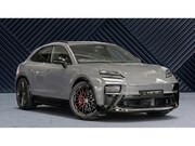 Porsche Macan - GTS 100 KWH Sport Design ACC Pano Matrix PASM 360 Stoelvent 