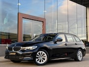 BMW 3-serie - Touring 330e | Stoelverwarming | Apple Carplay | Achteruitri