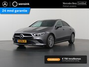 Mercedes-Benz CLA-Klasse - 180 Luxury Line | Panoramadak | Trekhaak | Digitaal display 