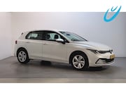 Volkswagen Golf - 1.0 eTSI DSG Life Virtual Cockpit Sfeerverlichting Parkeerse