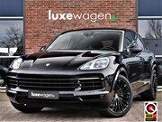 Porsche Cayenne - 3.0 Pano Chrono+Sport Trekh Luchtv 21inch BOSE Sfeer