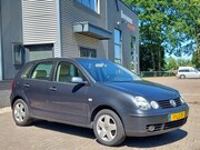 Volkswagen Polo - 1.4-16V Highline 5 deurs 75 pk