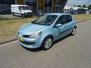 Renault Clio - 1.4-16V Rip Curl