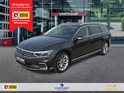 Volkswagen Passat - 1.4 TSI GTE TREKHAAK/CAMERA/ELEK-KLEP/ACC/DIG-DASH/STOELVERW