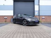 Volkswagen Golf - 8