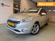 Peugeot 208 - 1.4 VTi Griffe CLIMA NAVI LEER PDC LMV NAP APK NETTE AUTO