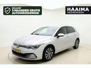 Volkswagen Golf - 1.4 eHybrid Style 204pk | DSG | Trekhaak | Navigatie | Comfo