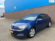 Opel Astra - 1.6 Enjoy | Trekhaak | Camera | Navigatie | Cruise | Airco |