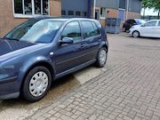 Volkswagen Golf - 1.6-16V Comfortline