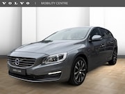 Volvo V60 - T2 Polar+ Dynamic | Voorstoelen verwarmd | Trekhaak