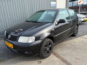 Volkswagen Polo - 1.4-16V Trendline