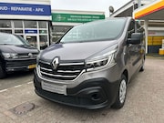 Renault Trafic - 2.0 dCi 120 L2H1 8+1