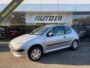 Peugeot 206 - 1.4 Gentry Automaat