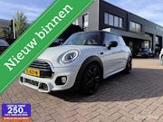 MINI Cooper - 3-Deurs 1.5 Chili JCW Pakket Autom Navi Led Sportst