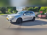 Volkswagen Golf - 1.9 TDI Trendline