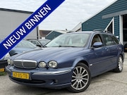 Jaguar X-Type - 2.5 V6 Executive Aut5 | Bouwt druk op in het koelsysteem