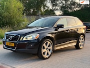 Volvo XC60 - 2.4 D5 AWD Summum Automaat Airco ACC Leder PDC