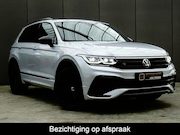 Volkswagen Tiguan - 1.4 TSI eHybrid R-Line Business * PANORAMAKDAK * 40 KM ACCU