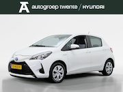 Toyota Yaris - 1.5 Hybrid Active | 1e Eigenaar | Trekhaak | All-seasonbande