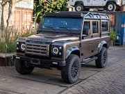 Land Rover Defender - 110