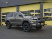 Toyota HiLux - 2.8 D-4D Xtra Cab Invincible