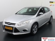 Ford Focus - 1.0 EcoB. Edition | Trekhaak | PDC | Cruise control | Blueto