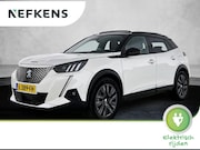 Peugeot e-2008 - SUV EV GT Pack 50 kWh 136pk | Accu 92% | Navigatie | Panoram