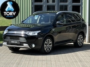 Mitsubishi Outlander - 2.0 PHEV Instyle X-Line | Leder | Open Dak | Parkeersensor v