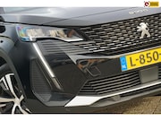 Peugeot 5008 - 1.2 PureTech 130pk Allure - Noir Perla Nera - Panorama/Carpl