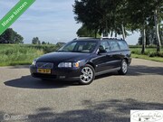 Volvo V70 - 2.4 Momentum lage kilometerstand
