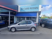 Peugeot 206 - 1.4 Gentry Luxe Netjes Apk 20-05-2027 Koopje