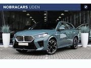 BMW iX2 - eDrive20 M Sport / Panoramadak / Sportstoelen / Ac