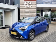 Toyota Aygo X - X-CLUSIV 5-DEURS AUTOMAAT TREKHAAK CAMERA NL-AUTO KEYLESS LM