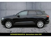 Volkswagen Touareg - 3.0 TDI Grijs Kenteken ACC Luchtvering Comfortstoelen Trekha