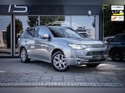 Mitsubishi Outlander - 2.0 PHEV Instyle|Trekhaak|Leder|Schuif/Kantel|Spor