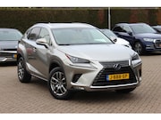 Lexus NX - 300h AWD Luxury Line / Dealer Onderhouden / Trekhaak / Camer