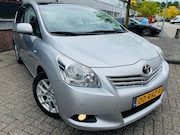 Toyota Verso - 1.8 VVT-i Business 17'LMV KLIMA PANO TREKHAAK