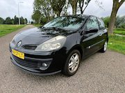 Renault Clio - 1.4-16V Dynamique Luxe