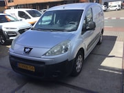 Peugeot Partner - 122 1.6 HDI L2 XT Profit + !!apk verlopen, polyester