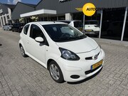 Toyota Aygo - 1.0-12V AUTOMAAT Comfort Airco /Audio/Elektr ramen/CV