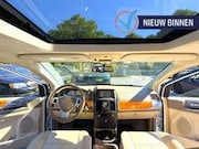 Chrysler Grand Voyager - 4.0 V6 LIMITED WHITE OPEN-DAK J.DAIMLER STOW&GO/3x