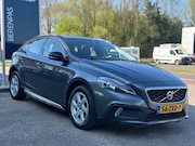 Volvo V40 - 1.6 T4 Cross Country Momentum '' Trekhaak - Keyless - Camera