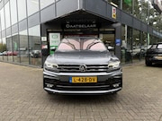 Volkswagen Tiguan - 1.5 TSI Highline Business R-Line