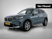 BMW X1 - xDrive30e X-Line | VERWACHT | PANO-SCHUIFDAK | LEER | HARMAN