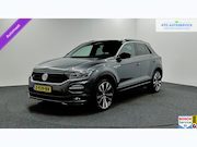 Volkswagen T-Roc - 1.5 TSI R Line NAVI CAMERA PANO TREKHAAK CARPLAY ECC ADAPTIE