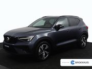 Volvo XC40 - 2.0 B4 Plus Dark | Trekhaak | Camera | Stoelverwarming | Car
