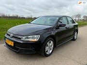 Volkswagen Jetta - 1.4 TSI Hybrid Comfortline