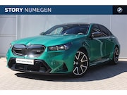 BMW M5 - Automaat / M Drive Professional / Carbon-keramische remmen /