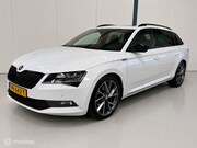 Skoda Superb - Combi 1.4 TSI ACT Sportline PANO / NL-AUTO