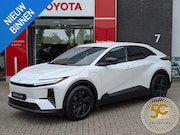 Toyota C-HR - First Edition 77 kWh NIEUW & DIRECT LEVERBAAR! STOEL/STUURWI